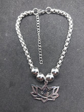 Load image into Gallery viewer, Stainless Steel Lotus Bracelet
