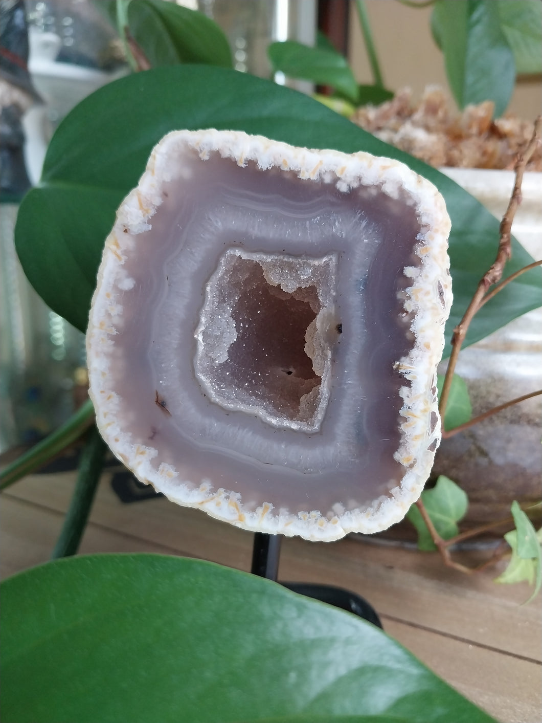 Agate Geode on Stand 1