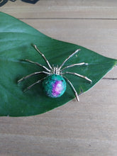 Load image into Gallery viewer, Cute Crystal Spiders
