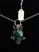 Load image into Gallery viewer, Crystal Owl Necklace&#39;s

