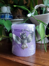 Load image into Gallery viewer, Owl Necklace Candle
