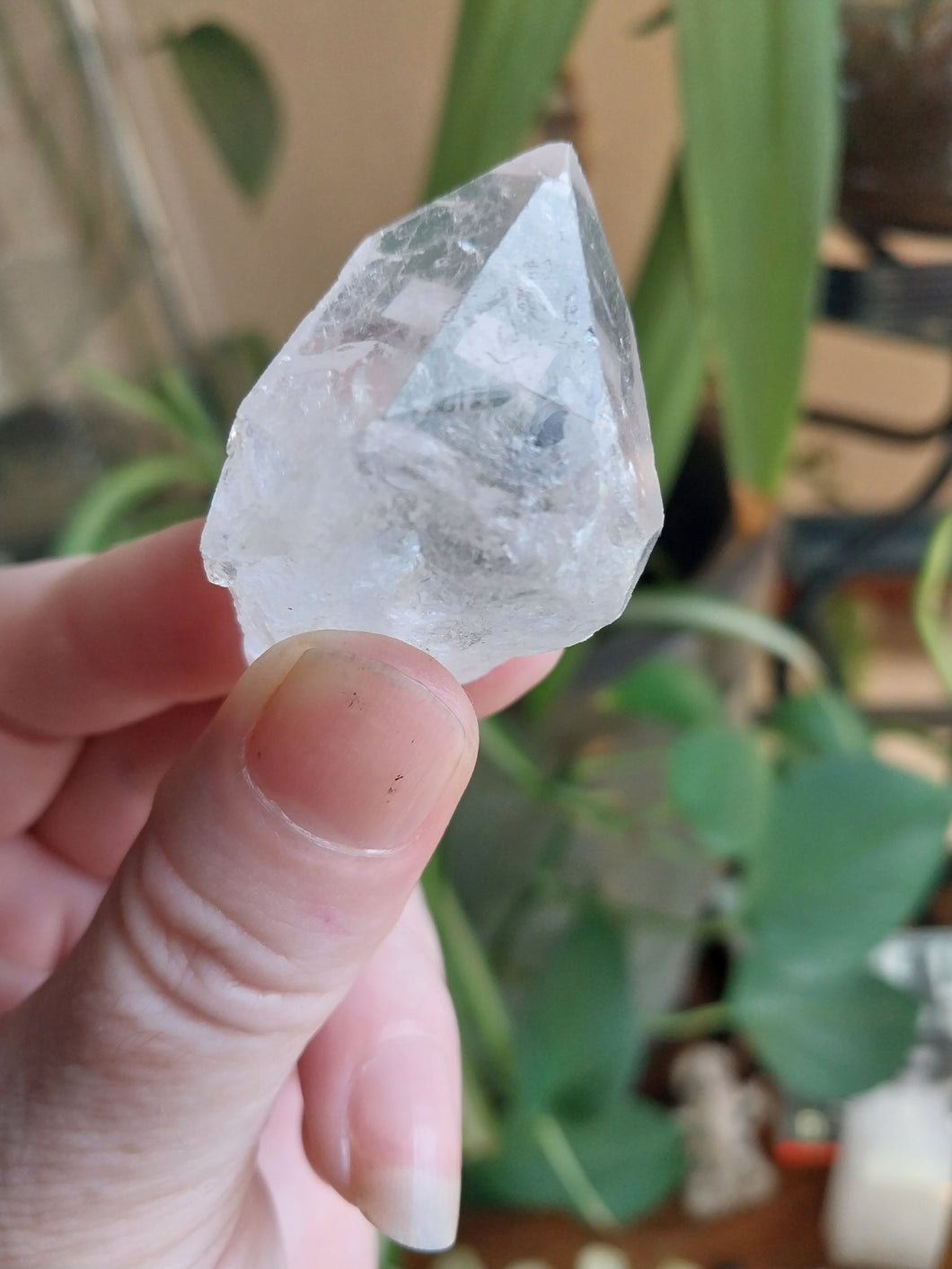 Clear Quartz Crystal Point No; 40